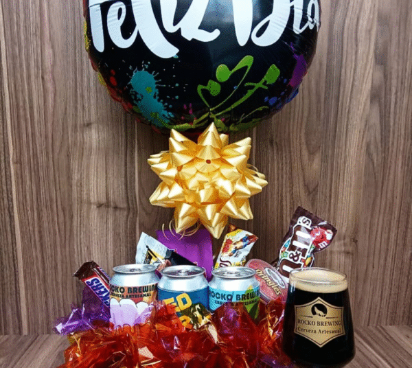 Pack cerveza con globo metalizado y snacks (con latas)